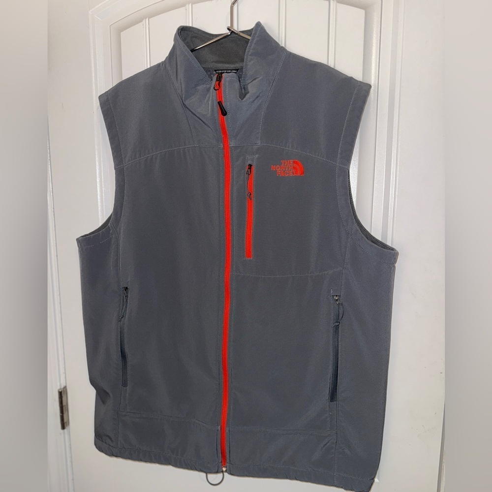 The North Face Men's Apex Bionic Vest Large in gray and Orange